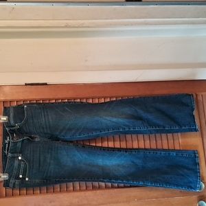 American Eagle woman size 6 slim boot denim jeans.